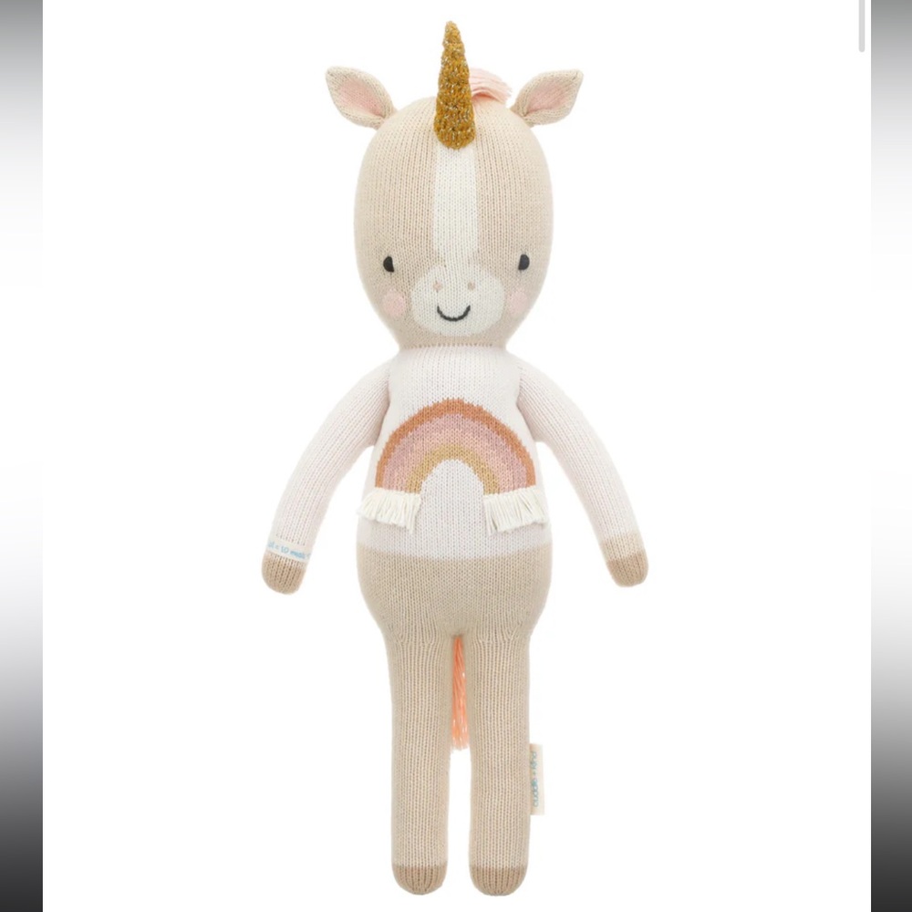 Cuddle + kind Zara the unicorn